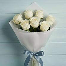 Букет 7 Белых роз Эдлесс Лав в Вельяминово
