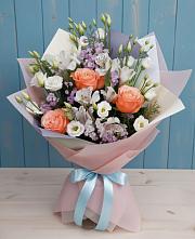 Букет цветов из:  Лизиантусы, Розы, Альстромерии и Гипсофила в Вельяминово