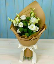 Букет цветов из:  Хризантемы и Лизиантусы в Вельяминово