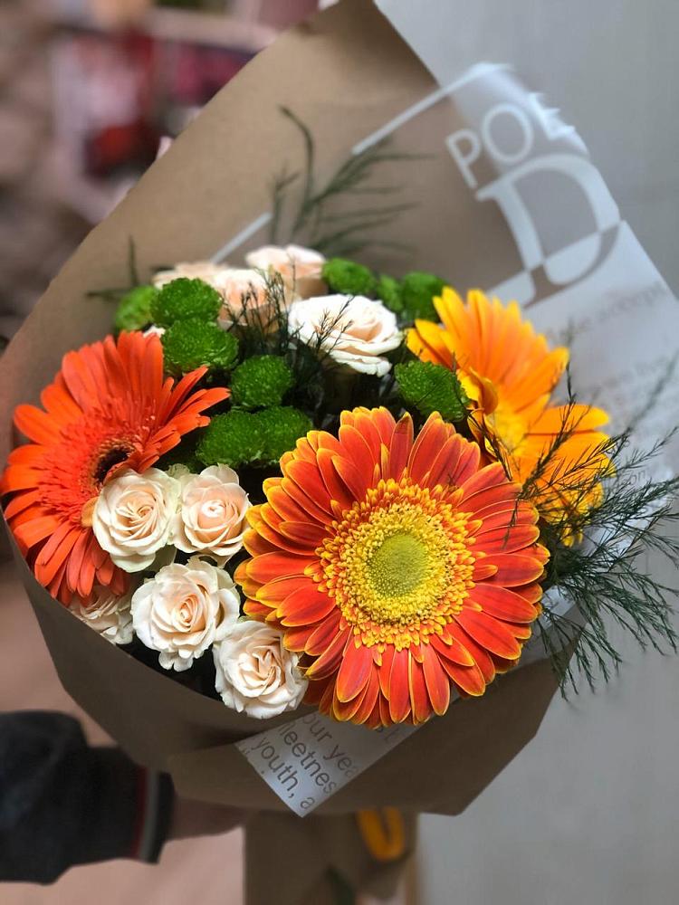 Букет цветов из: Герберы, Хризантемы и Розы в Вельяминово